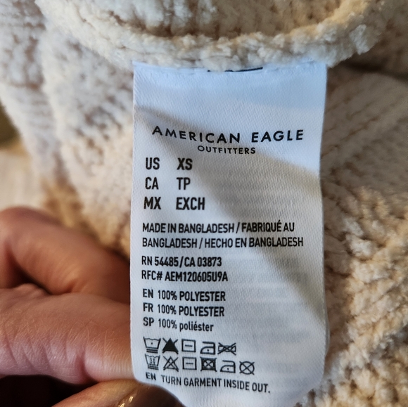 American Eagle mock neck cropped sweater size xs NWOT - Picture 6 of 6